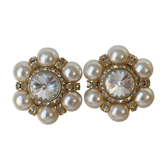 80s White Rhinestone Faux Pearls & Gold Plate Oversized Circular Clip Earrings - Picture 1 of 3